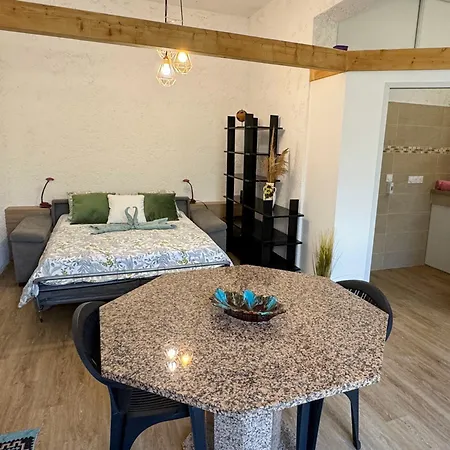 Appartement Agosta, Entre Et Maquis