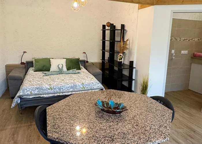 Appartement Agosta, Entre Et Maquis